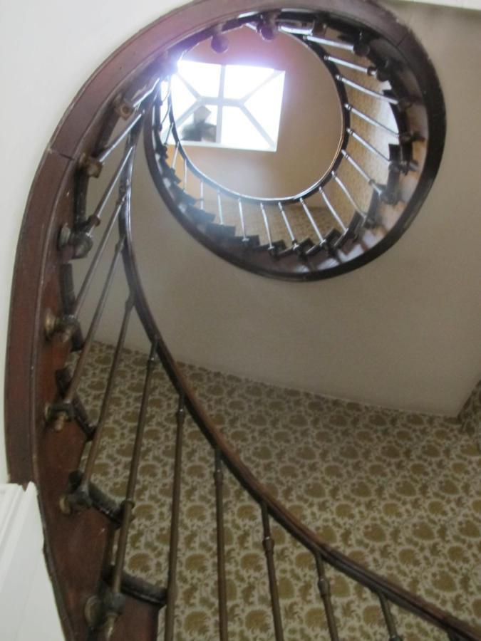 Civray  Chezlola Bed & Breakfast エクステリア 写真